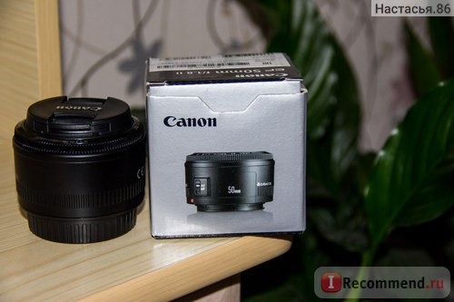 Canon EF 50 mm F1.8 II фото