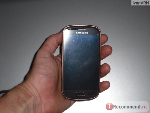 Мобильный телефон Samsung Galaxy S III mini VE I8200 фото