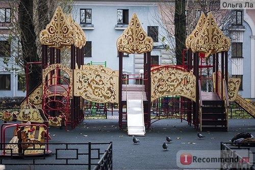 Наша детская площадка, расположена во дворе