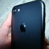 Мобильный телефон Apple iPhone 7 фото