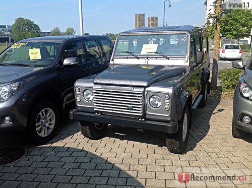 Land Rover Defender