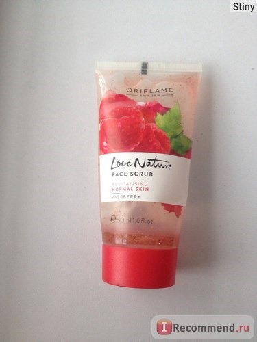 Скраб для лица Oriflame Love Nature face scrub revitalising normal skin raspberry для нормальной кожи малина фото