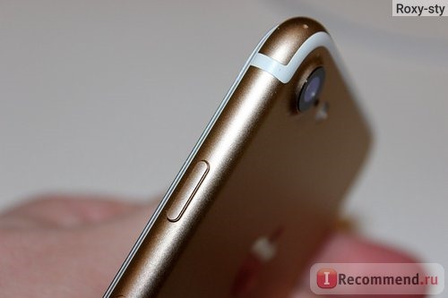 Мобильный телефон Apple iPhone 7 фото