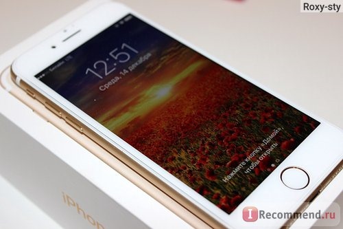 Мобильный телефон Apple iPhone 7 фото