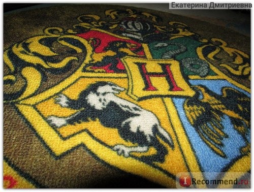 Коврик Quantum Mechanix Harry Potter Hogwarts Crest Doormat фото