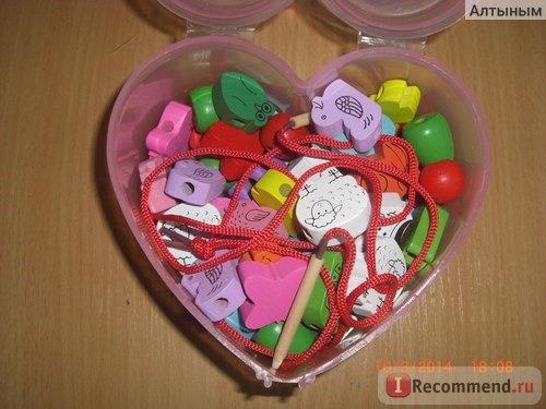 Wood toys Шнуровка в баночке деревянная Артикул QQ 2011 фото