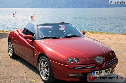 Италия. Озеро Гарда. Alfa Romeo Spider 3.0 1996