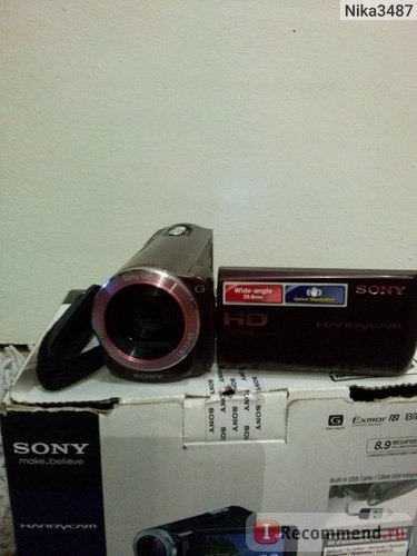 Sony HDR-CX250E фото