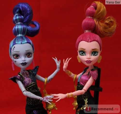 MONSTER HIGH Набор из 2 кукол - Валентин и Висп - эксклюзив с выставки Комик-Кон, Сан-Диего / Sdcc 2015 Valentine and Whisp фото