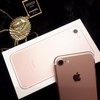 Мобильный телефон Apple iPhone 7 фото