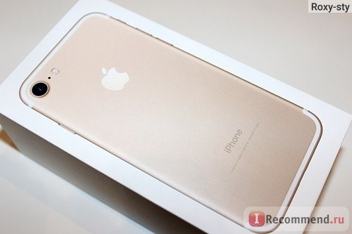 Мобильный телефон Apple iPhone 7 фото