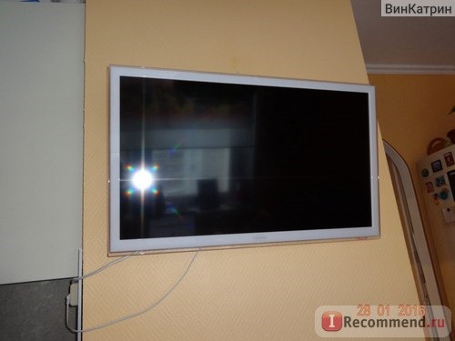 LED-телевизор Samsung UE32F4510AK фото