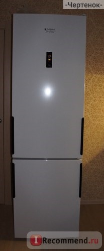 Двухкамерный холодильник Ariston Hotpoint HF 6200 W фото