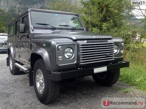 Land Rover Defender