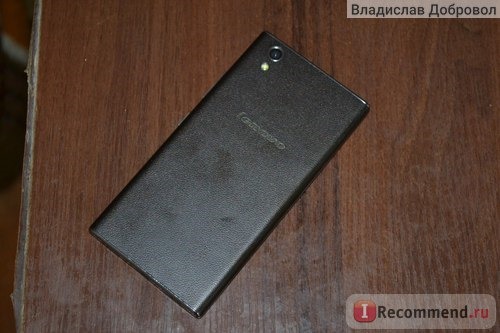 Мобильный телефон Lenovo P70t фото