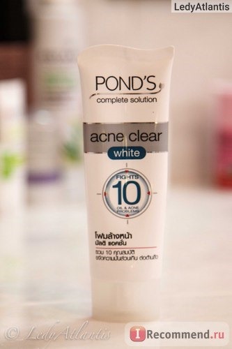 Пенка для умывания Pond`s Complete solution Acne Clear 10 Fights oil&acne problems фото