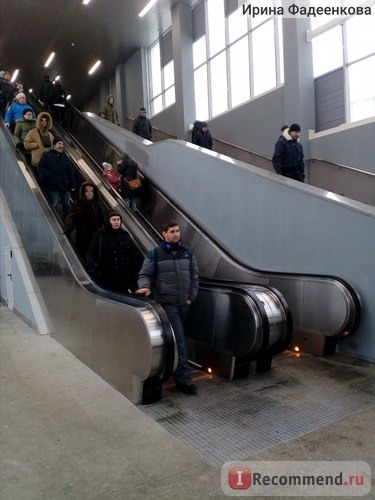 Сфотографировать без людей не получиться в любое время