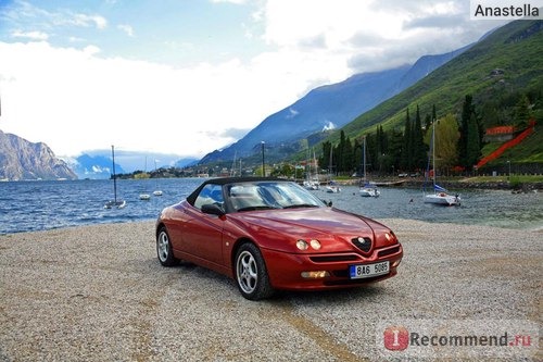 Италия. Озеро Гарда. Alfa Romeo Spider 3.0 1996