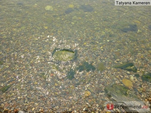 Вода очень чистая и очень холодная