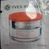 Крем для лица Ив Роше / Yves Rocher SERUM VEGETAL - Дневной Уход от Морщин для Выравнивания Поверхности Кожи фото