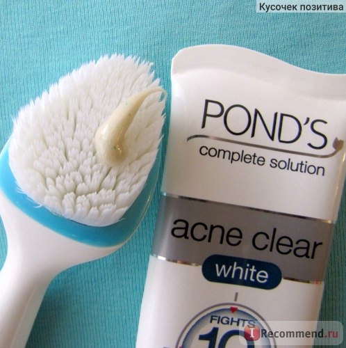 Пенка для умывания Pond`s Complete solution Acne Clear 10 Fights oil&acne problems фото